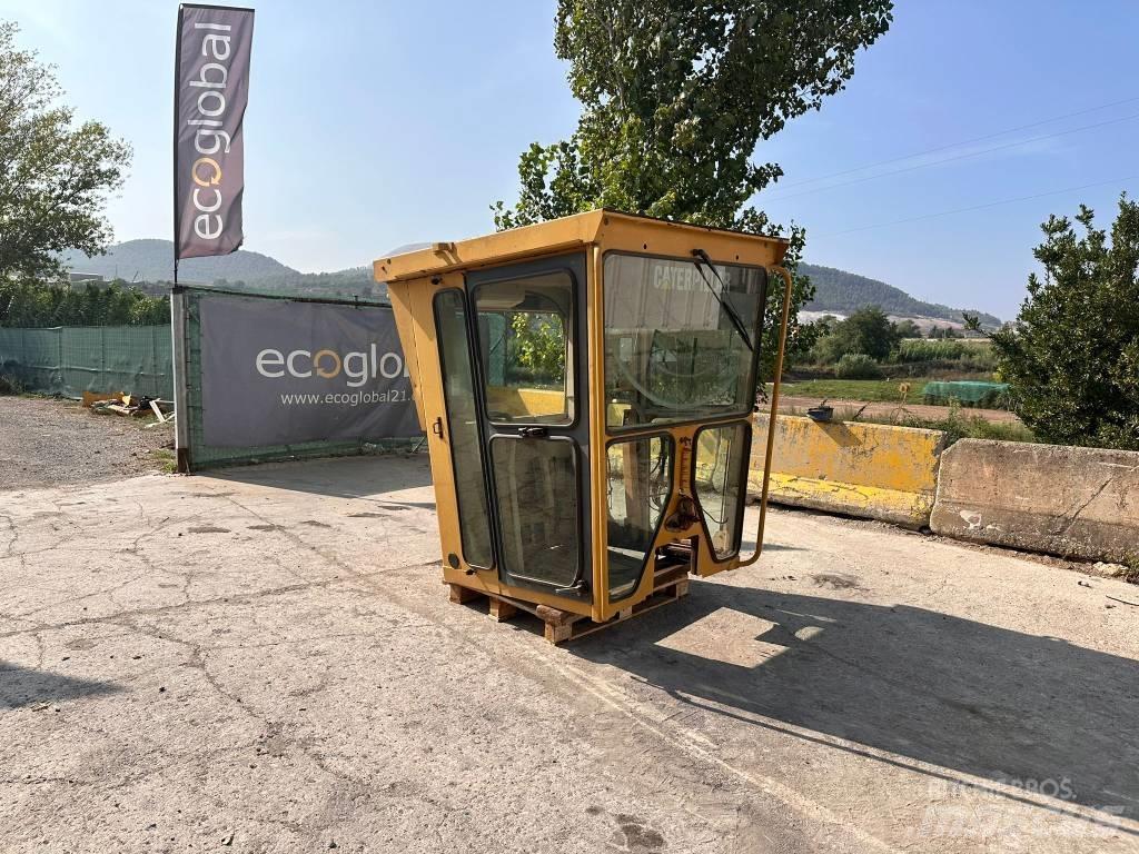 CAT 140 H Kabine i unutrašnjost