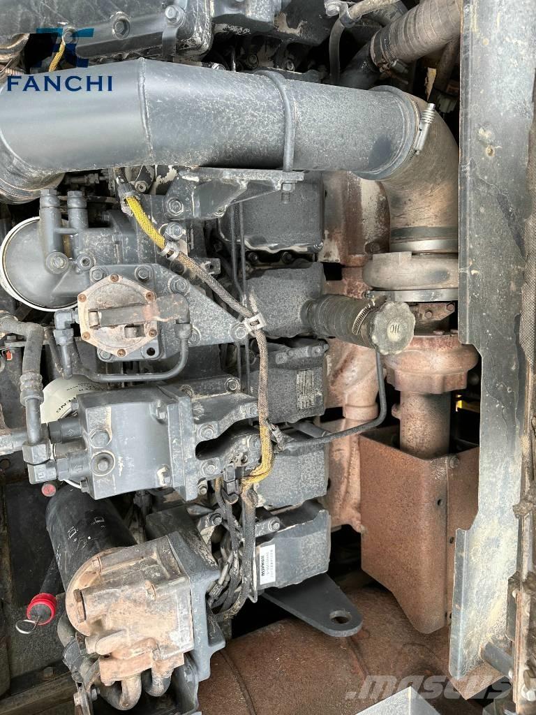 Komatsu PC 450 LC Bageri guseničari