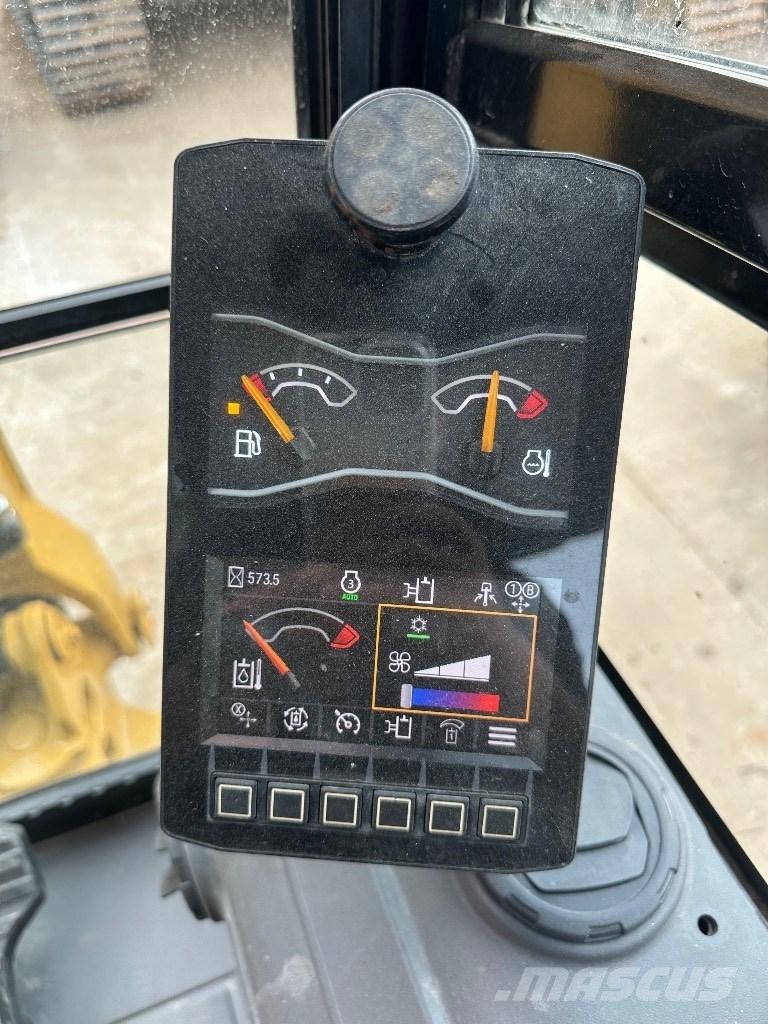 CAT 302 Mini bageri < 7t