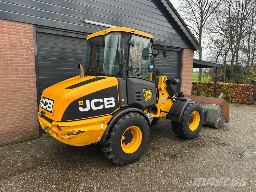 JCB 406 Utovarivači na točkove