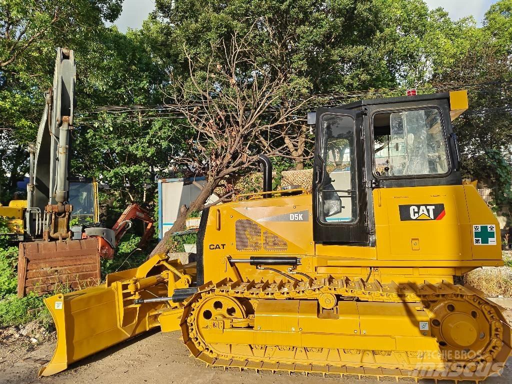 CAT D 5 K Buldožeri guseničari
