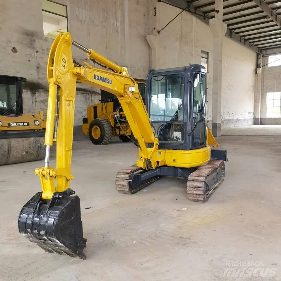 Komatsu PC30 Mini bageri < 7t