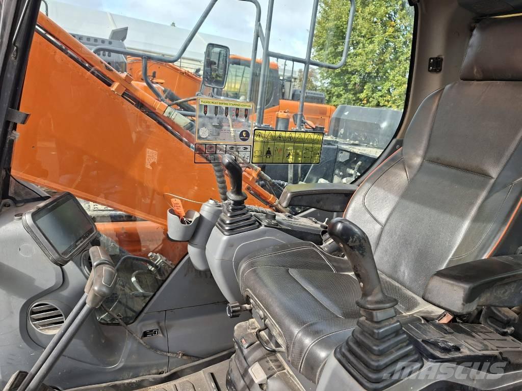 Doosan DX140LC-7 Bageri guseničari