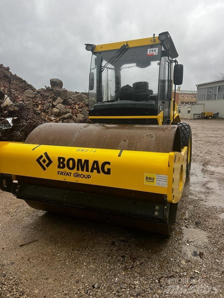Bomag BW211 D5 Valjci sa jednim bubnjem