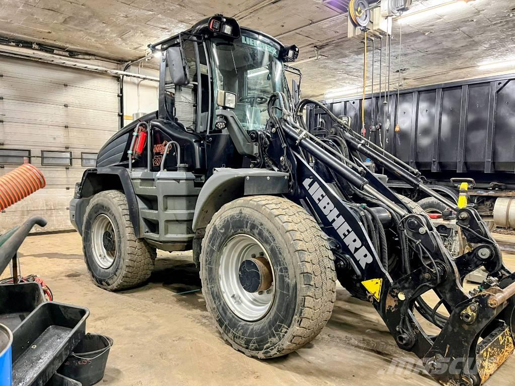 Liebherr L 524 Utovarivači na točkove