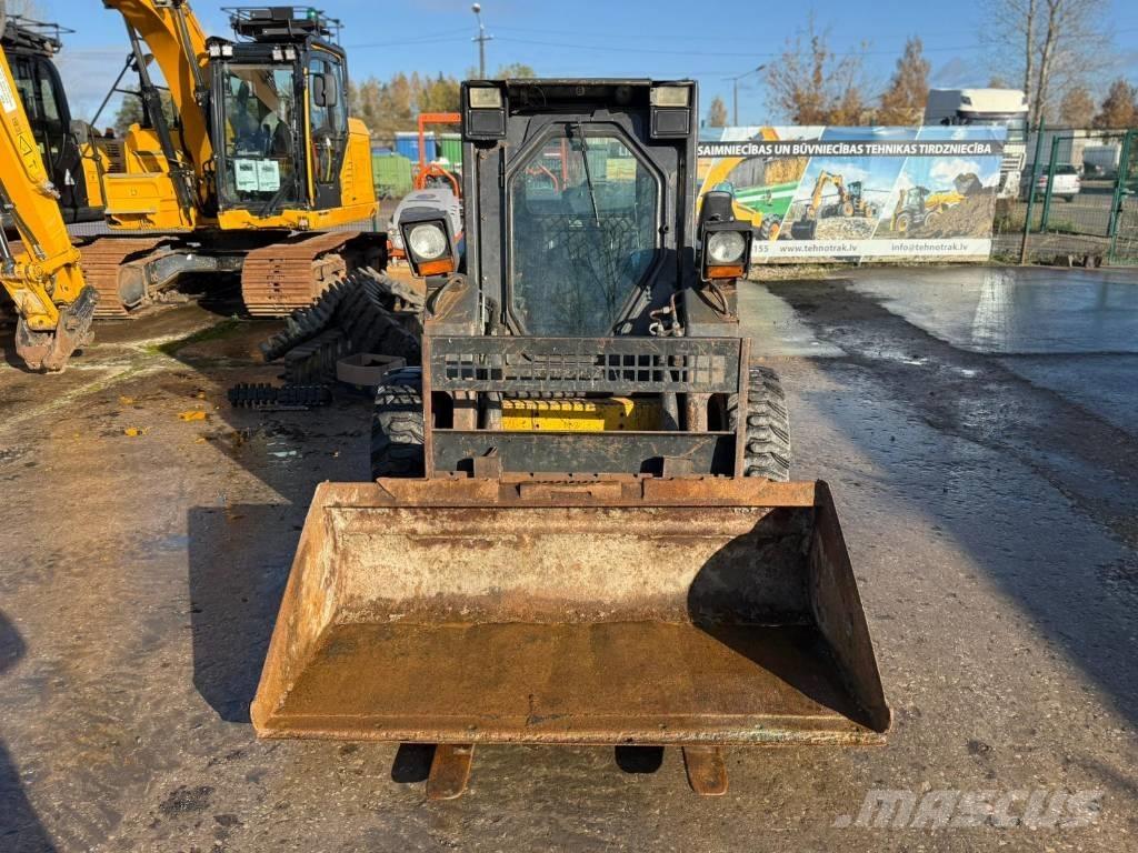New Holland LS 170 Skid steer mini utovarivači