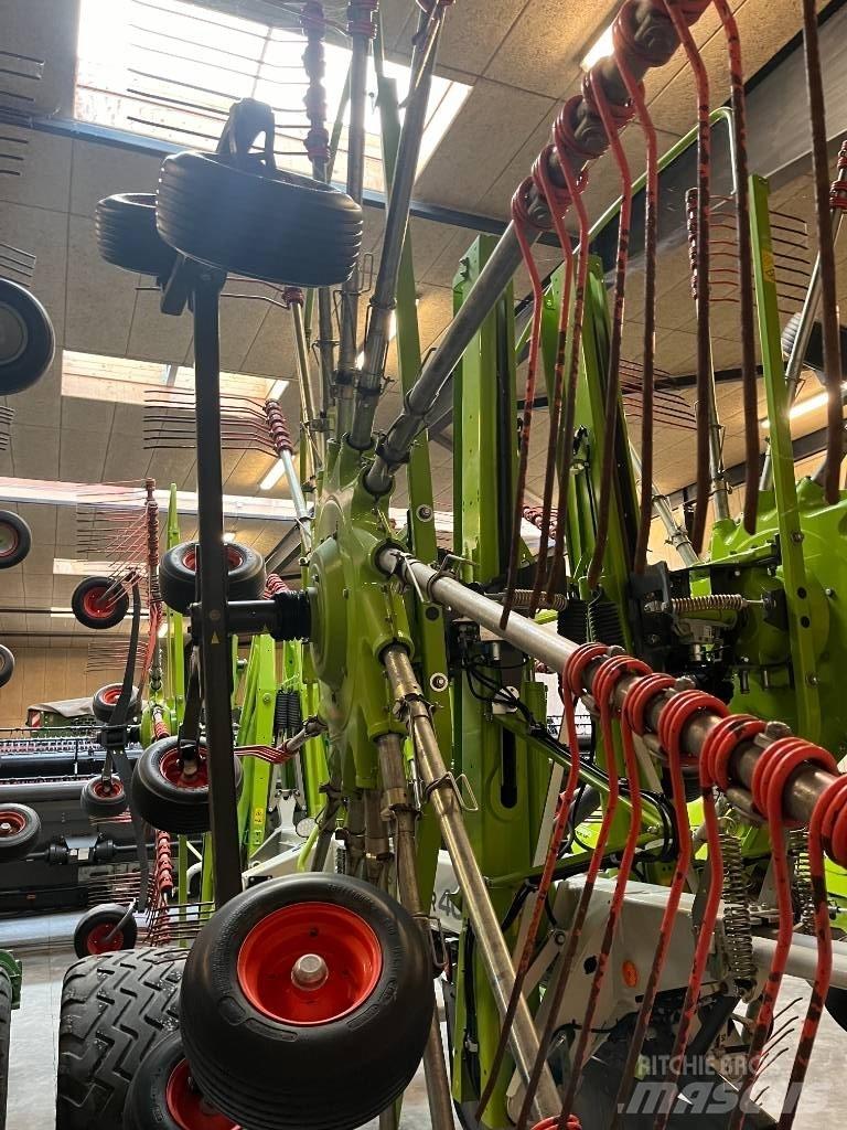 CLAAS Liner 4000 HHV Okretači i sakupljači sena