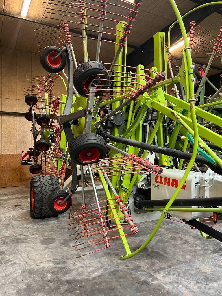 CLAAS Liner 4000 HHV Okretači i sakupljači sena