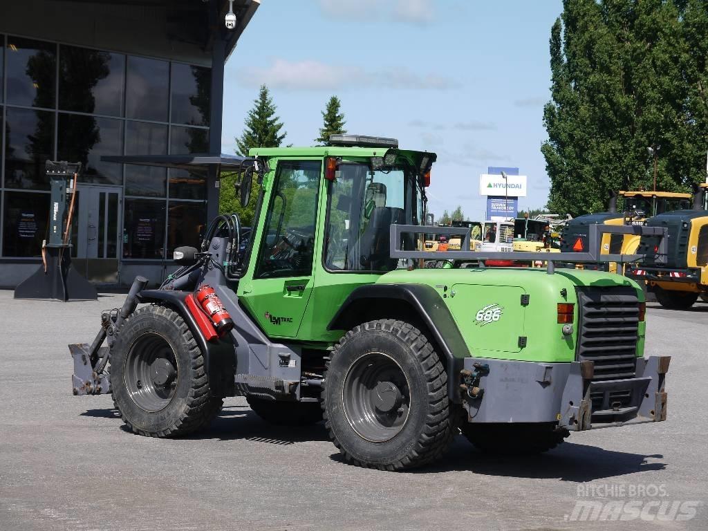 LM Trac 686 Utovarivači na točkove