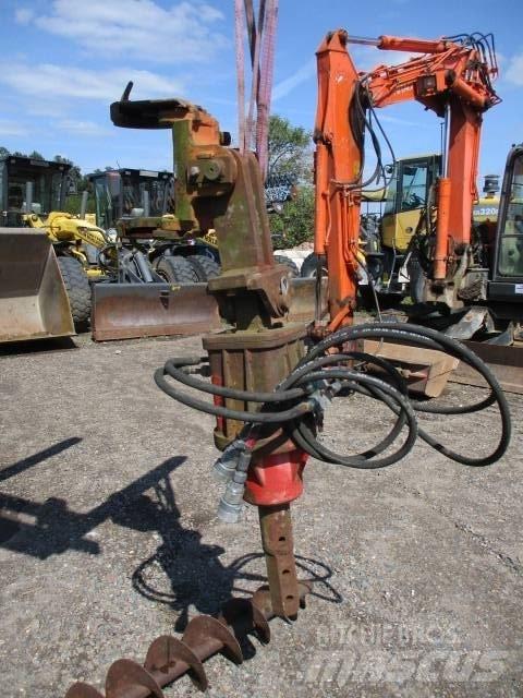 Atlas 1004  Bohrgerät Bageri točkaši