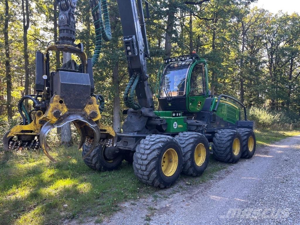 John Deere 1170G Harversteri