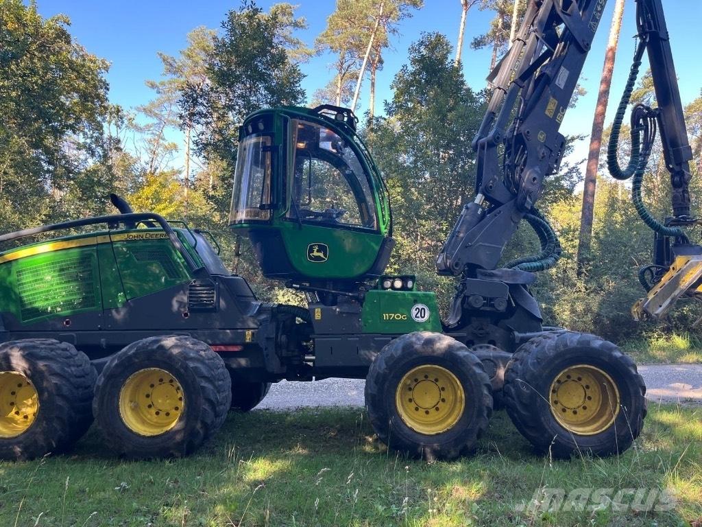 John Deere 1170G Harversteri