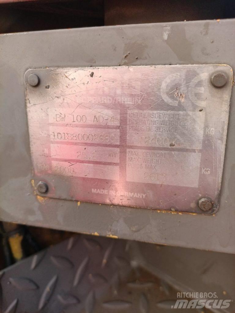 Bomag BW 100 AD-4 Valjci sa duplim bubnjem