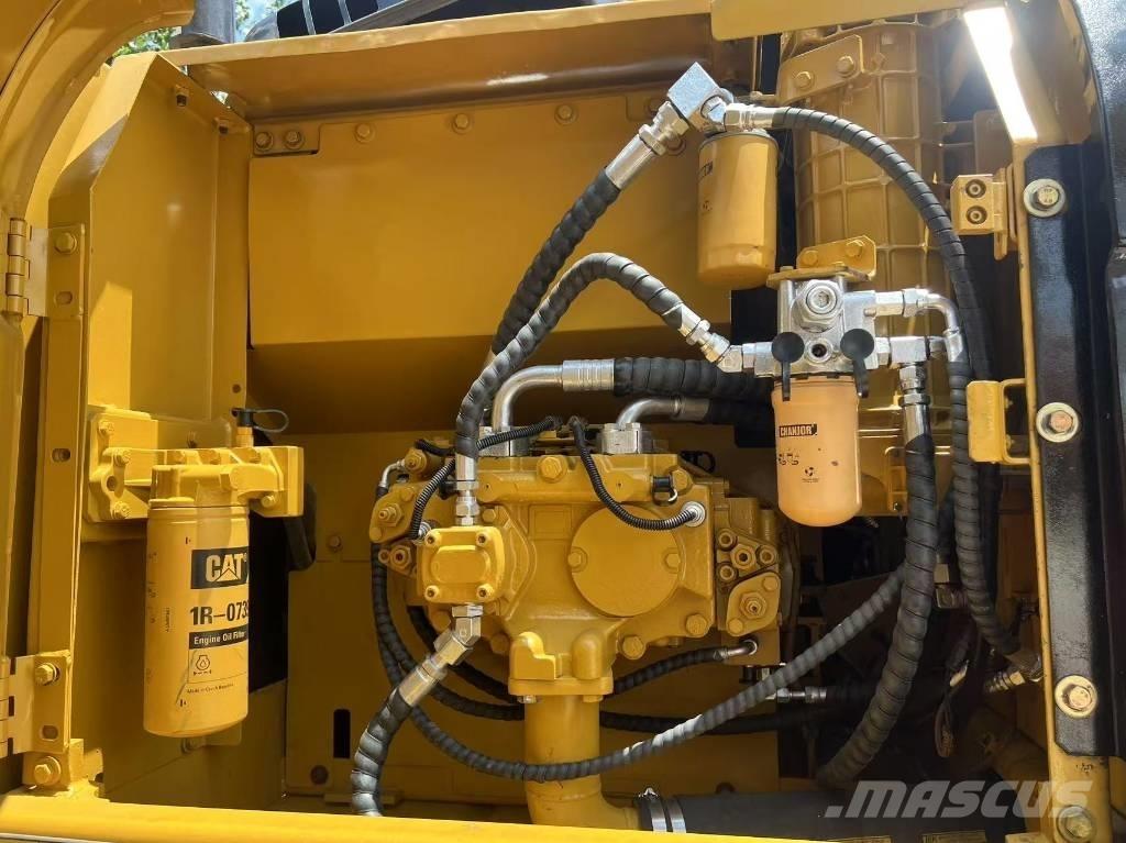 CAT 323 D L Bageri guseničari