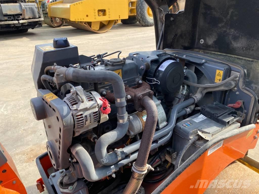 Hamm HD 10C VV Valjci sa duplim bubnjem