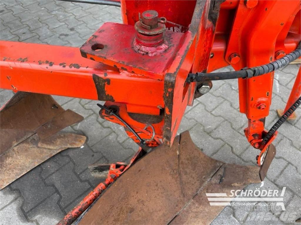 Kuhn MULTI 12 Plugovi obrtači