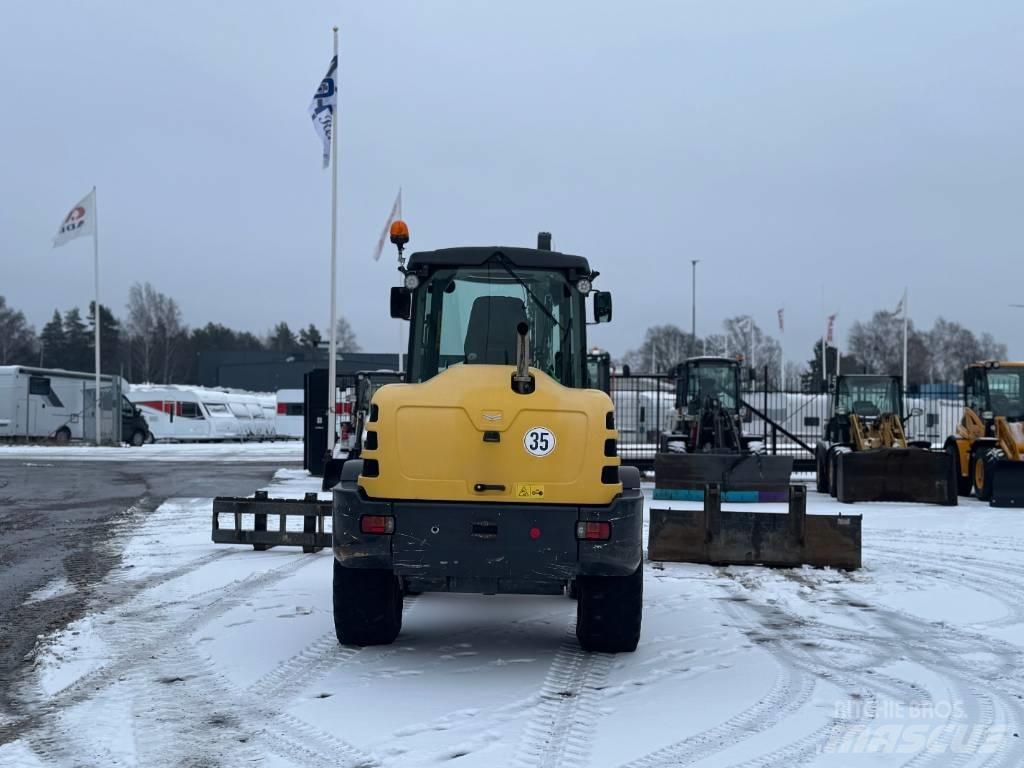 Yanmar V 120 Utovarivači na točkove