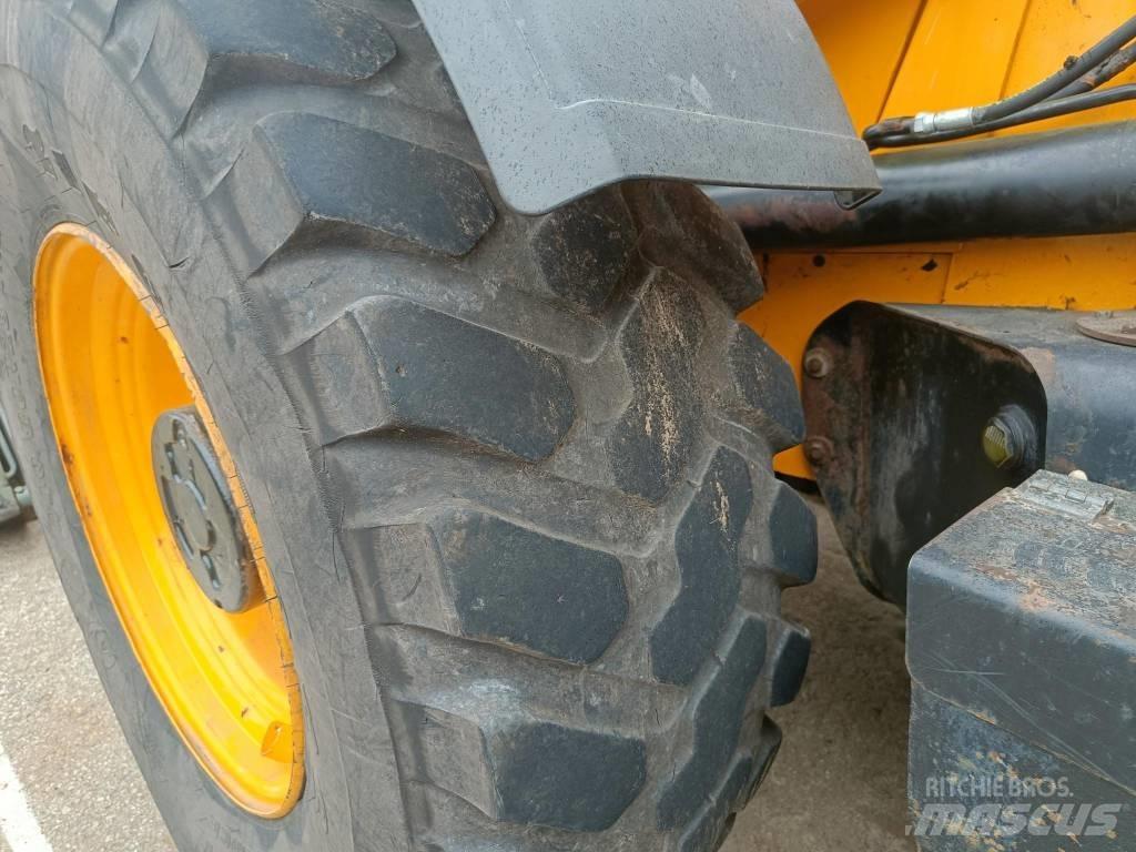 JCB 4 CX Rovokopači