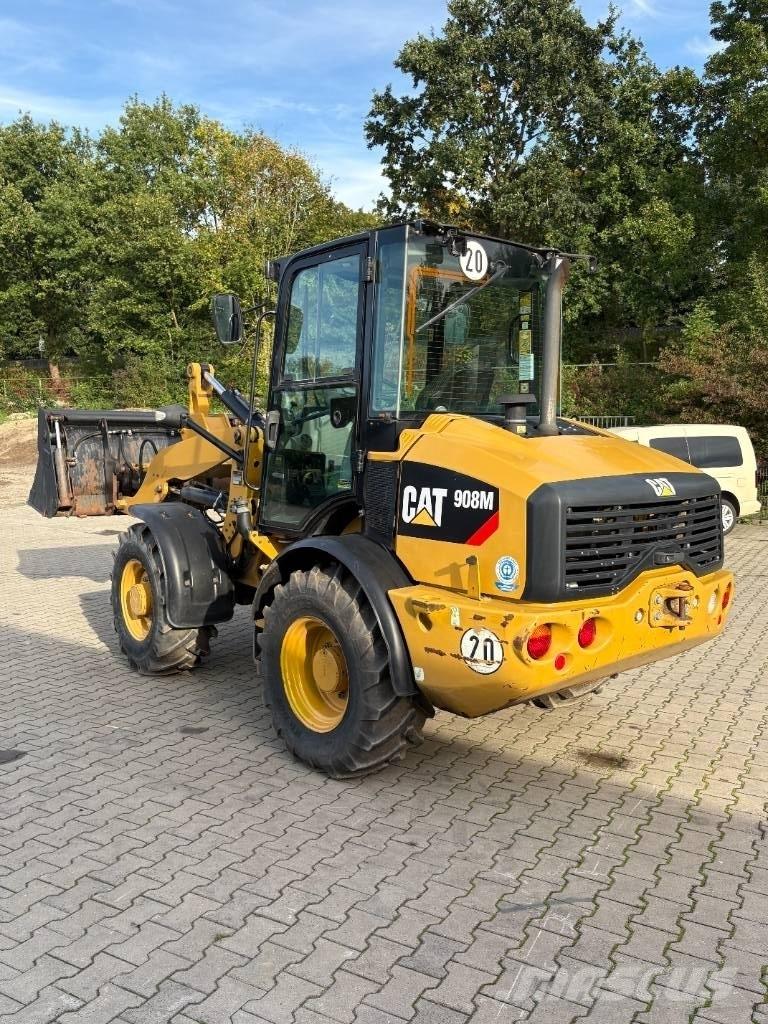 CAT 908M Utovarivači na točkove