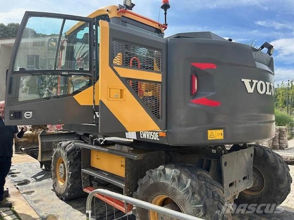 Volvo EWR150E Polovni specijalni bageri