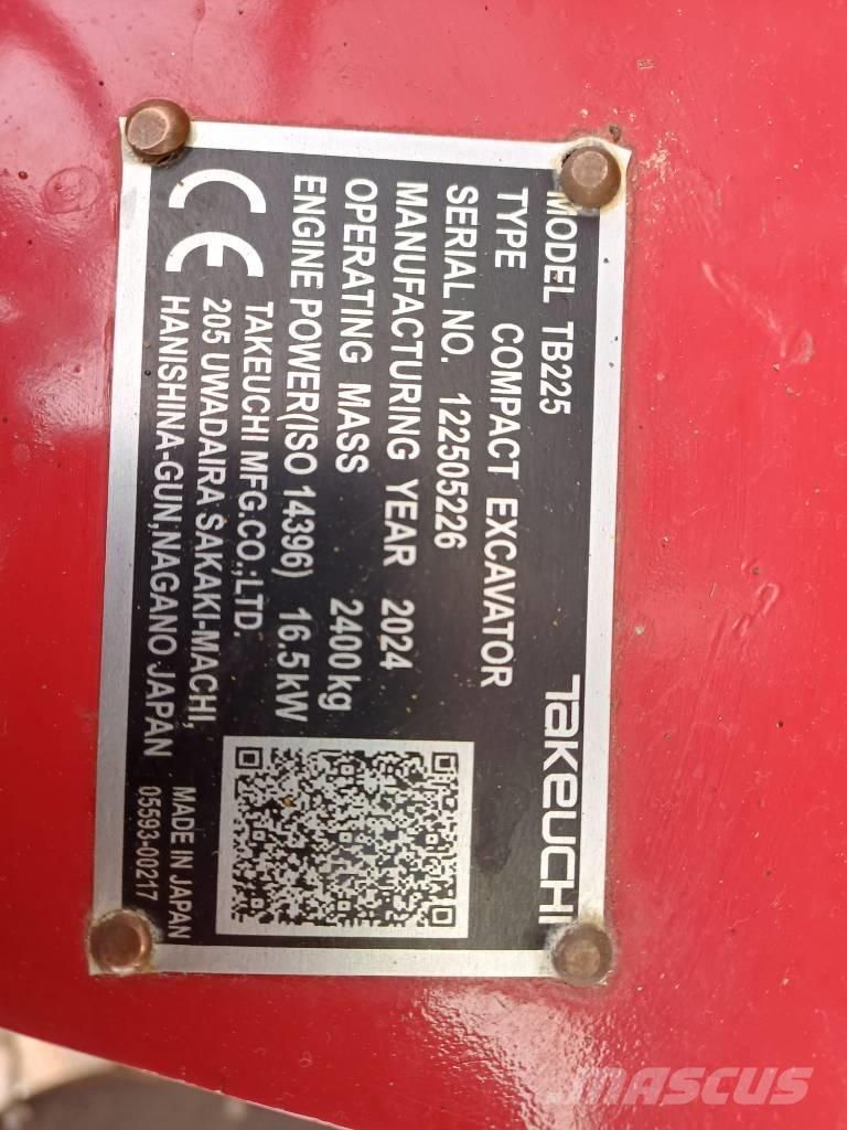 Takeuchi TB 225 Mini bageri < 7t