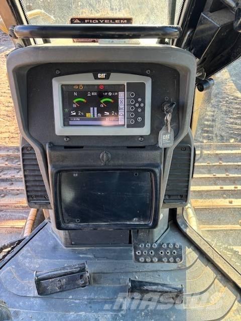 CAT D 6 K 2 LGP Buldožeri guseničari