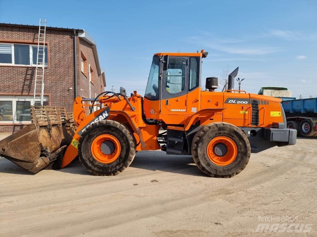 Doosan DL 200 Utovarivači na točkove