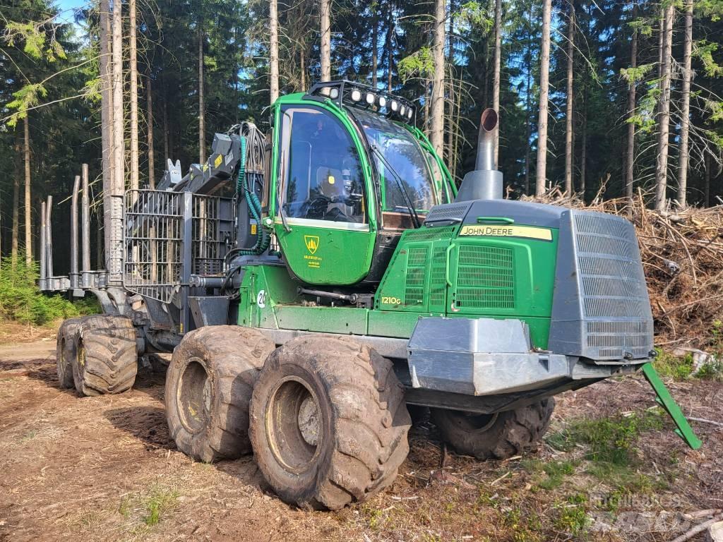 John Deere 1210 G Forvarderi