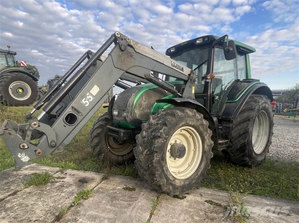 Valtra N 141 H Traktori