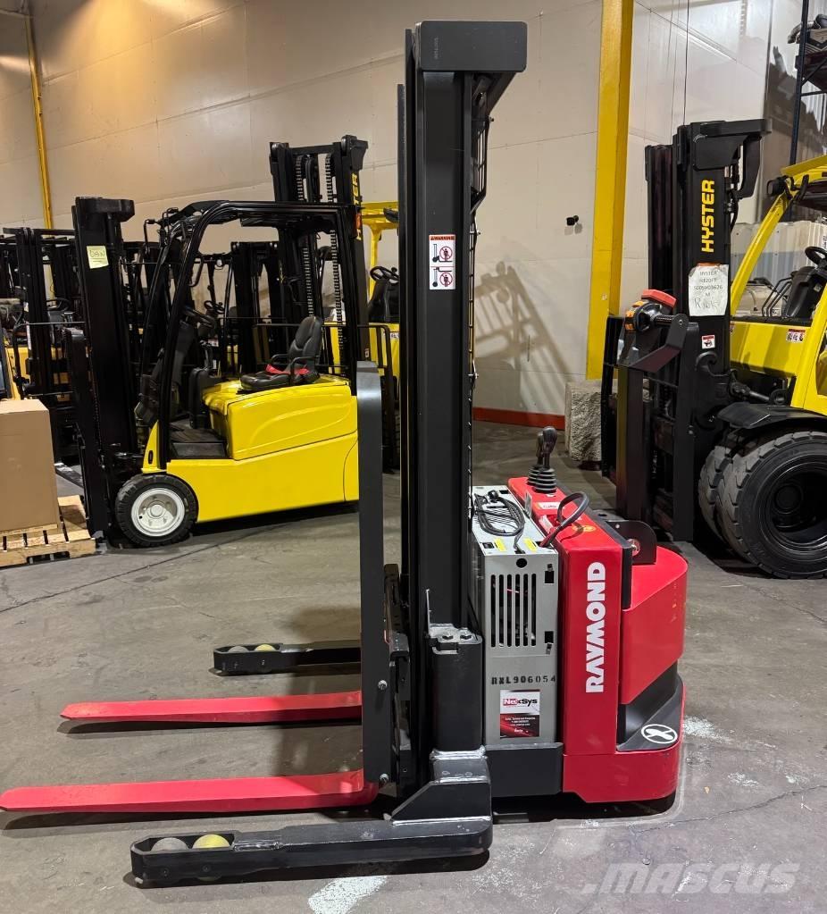 Raymond RSS40 Samopogonski ručni viljuškari