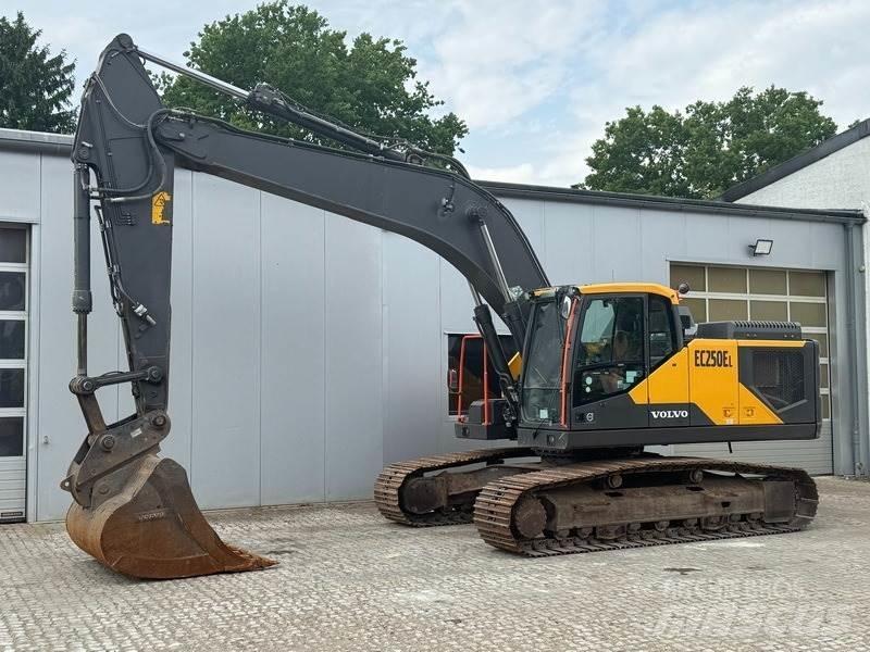 Volvo EC 250 EL Bageri guseničari