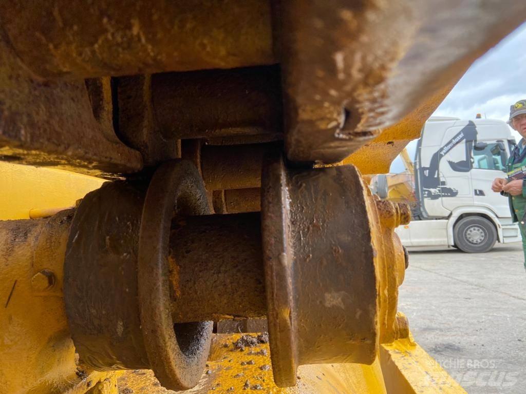 CAT D 8 Buldožeri guseničari