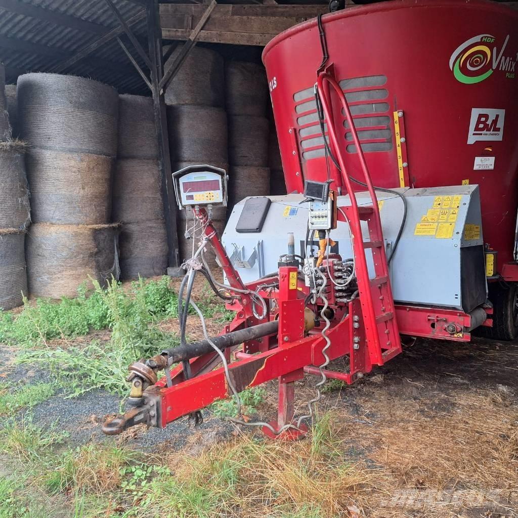 BvL V MIS 12 LS Mešaona stočne hrane