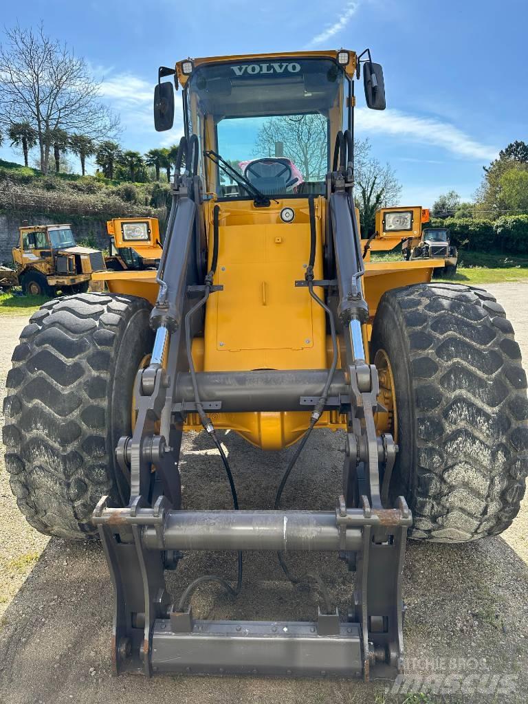 Volvo L90B Utovarivači na točkove