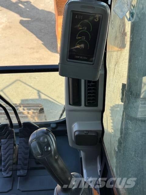 CAT 321 D Bageri guseničari