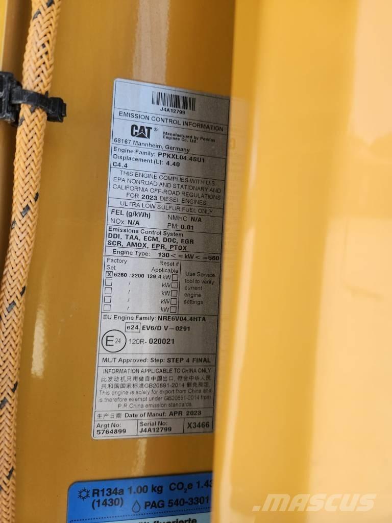 CAT M 318 Bageri točkaši