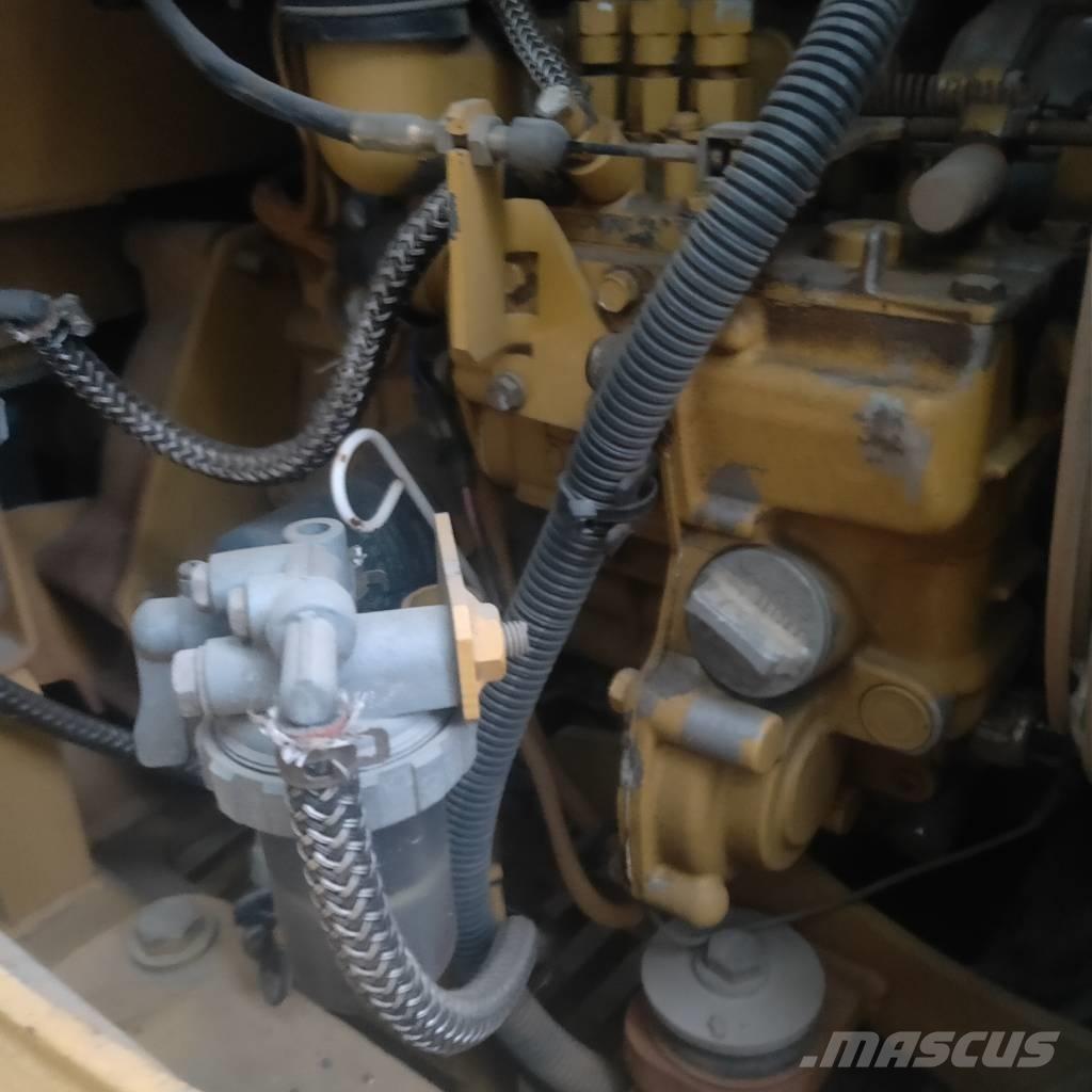 CAT 302CR Mini bageri < 7t
