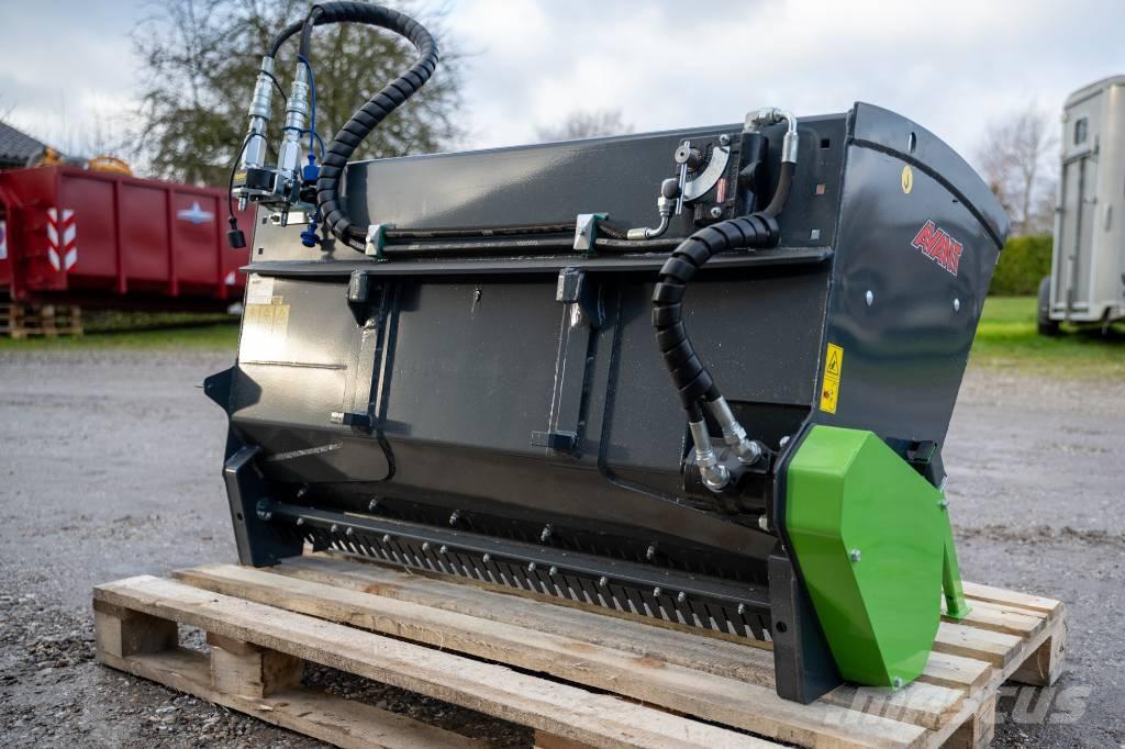 Avant Saltspreder Ostale industrijske mašine