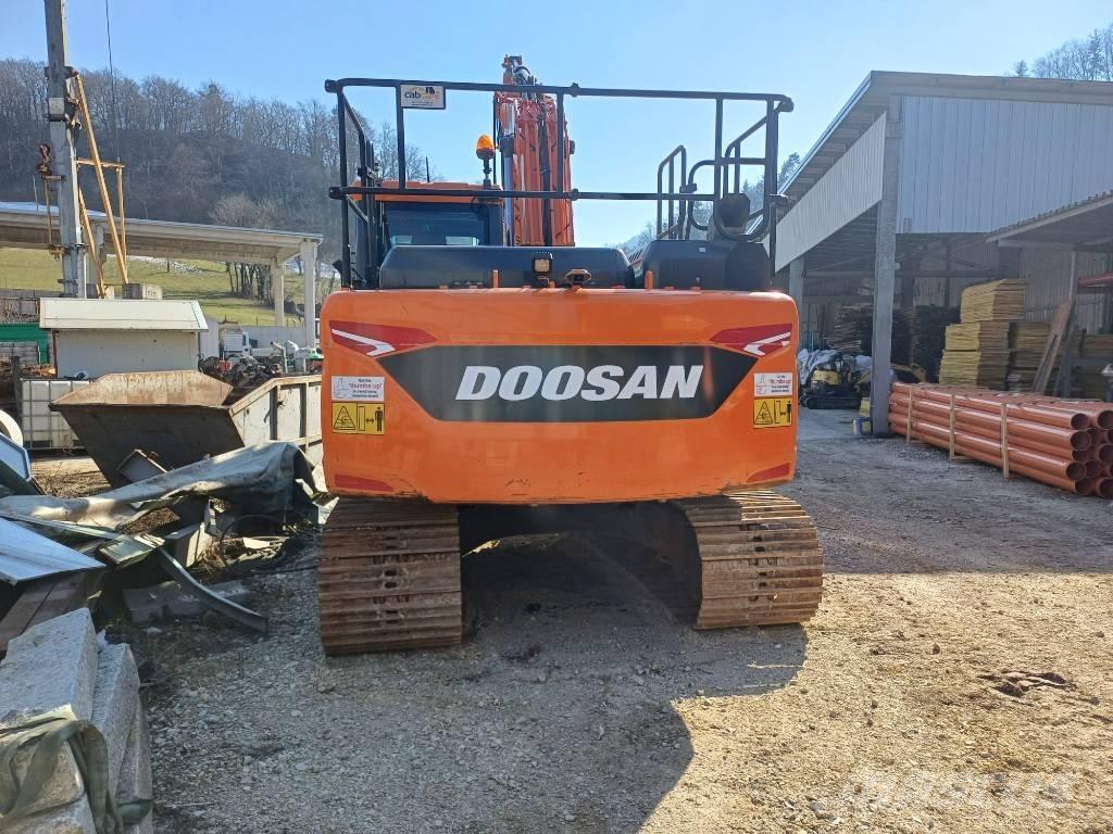 Doosan DX140LC-7 Bageri guseničari