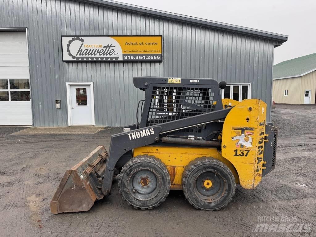 Thomas T137 Skid steer mini utovarivači