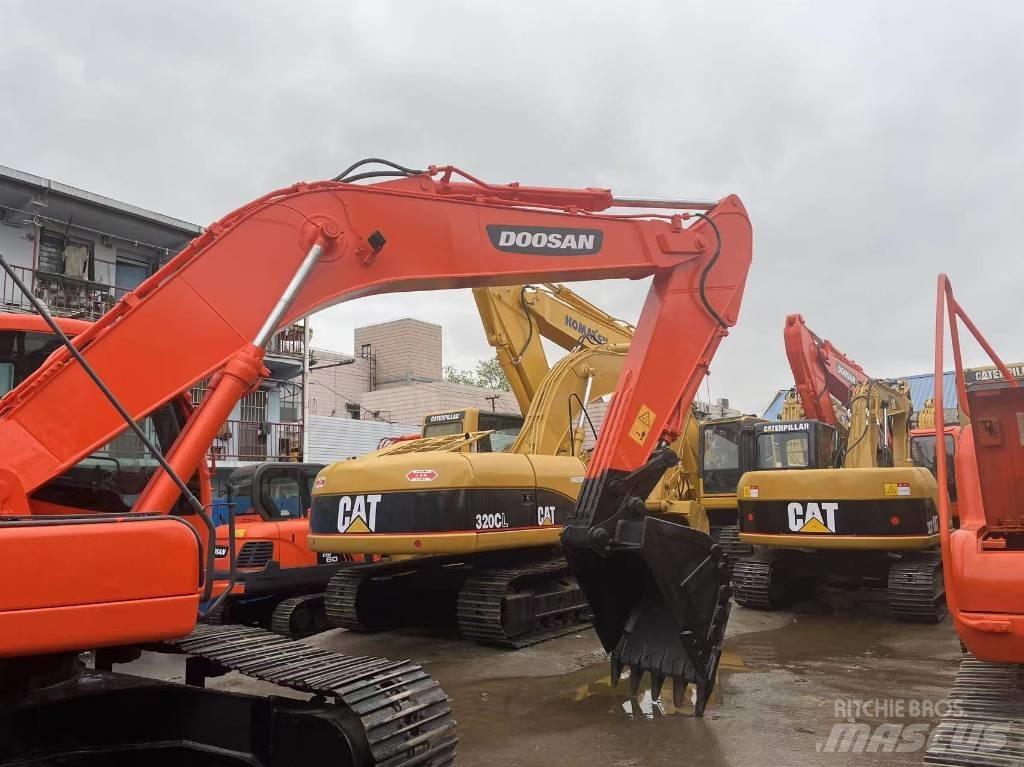 Doosan DX 225 Bageri guseničari