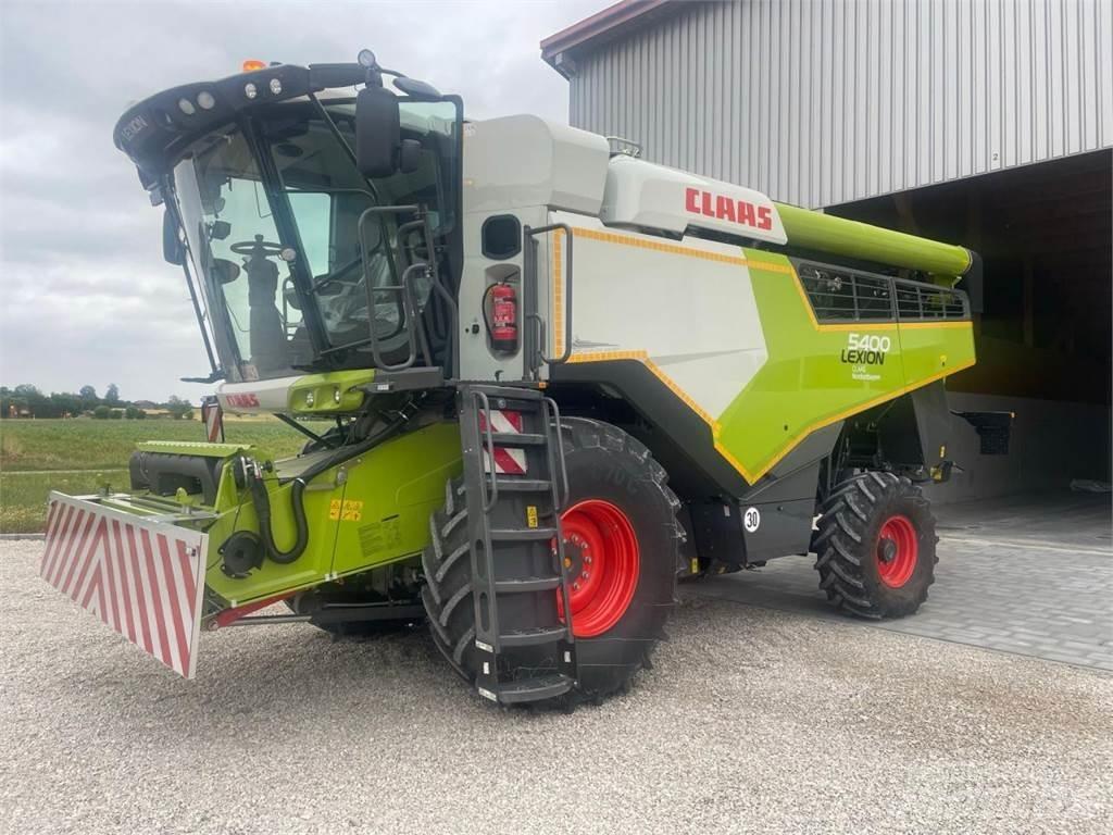 CLAAS Lexion 5400 Kombajni
