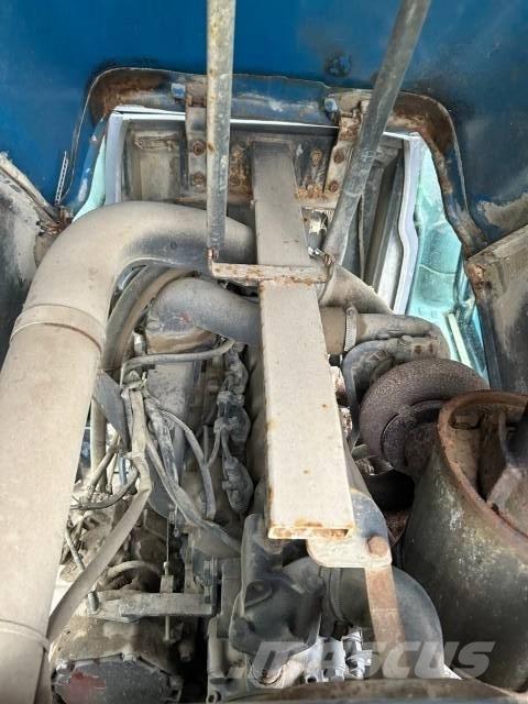 Ford 6635 DT Traktori