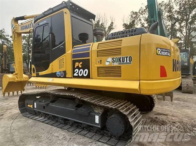 Komatsu PC 200-8 Bageri guseničari