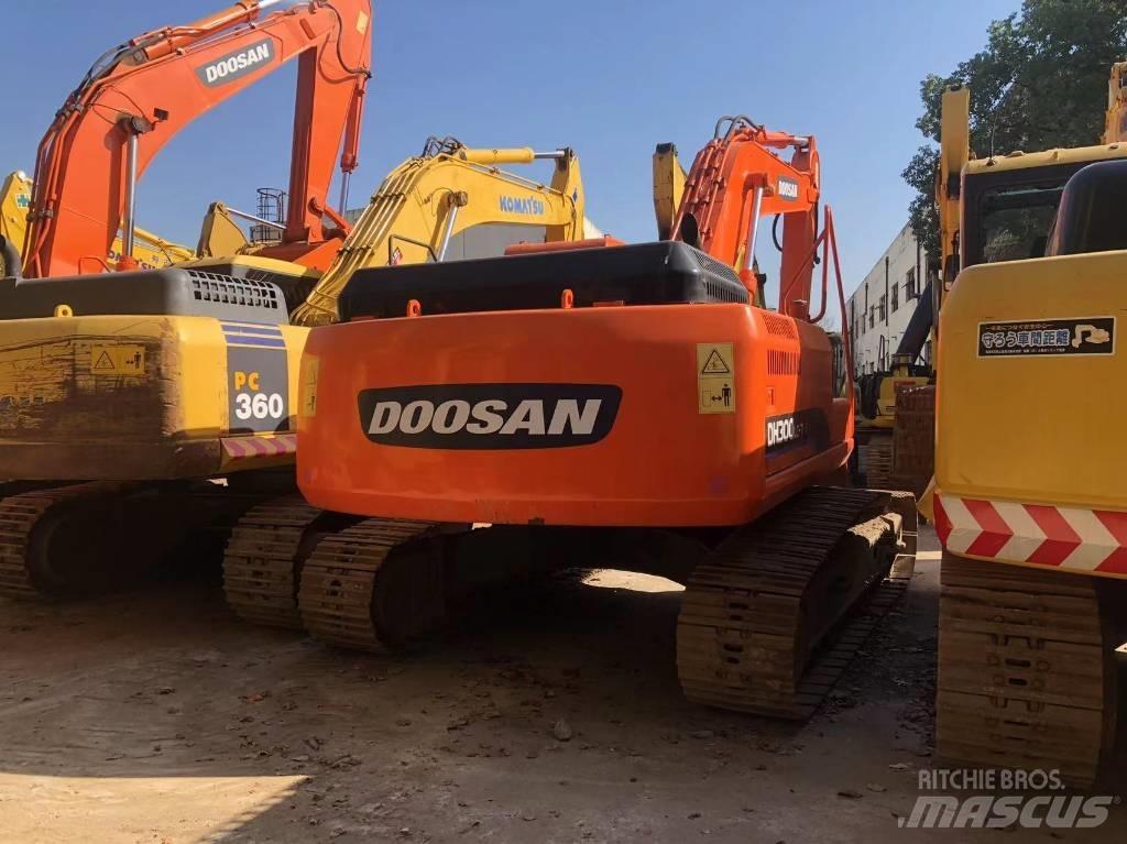 Doosan 225 LC Bageri guseničari