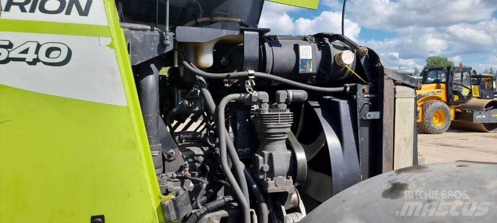 CLAAS Arion 640 Traktori