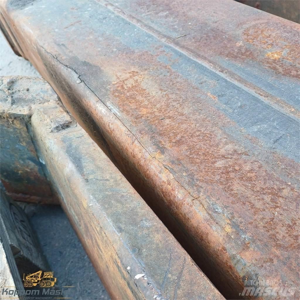 Loglift 111 Kranovi za debla