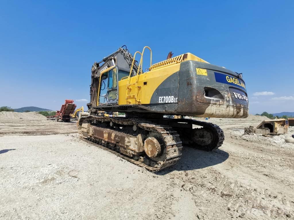 Volvo 700 B Bageri guseničari