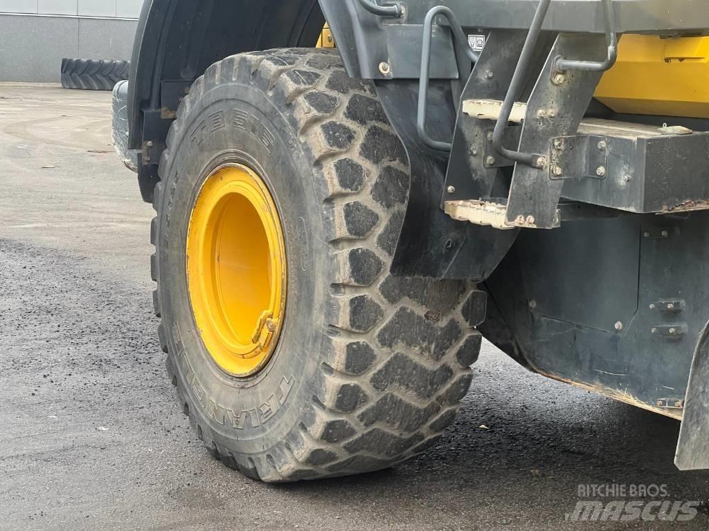 Komatsu WA 380-7 Utovarivači na točkove