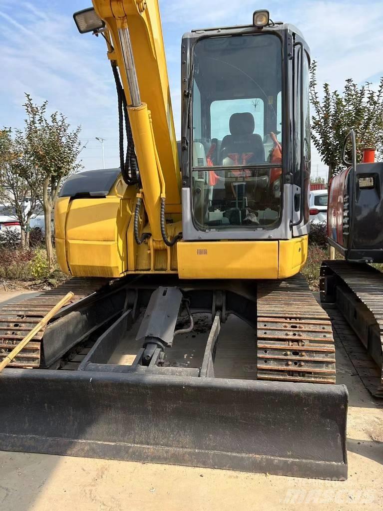 Komatsu PC78 Bageri guseničari